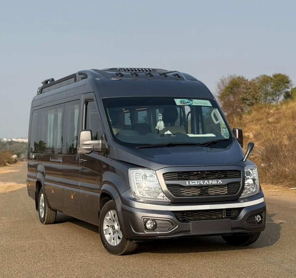 Force Urbania Luxury Van
